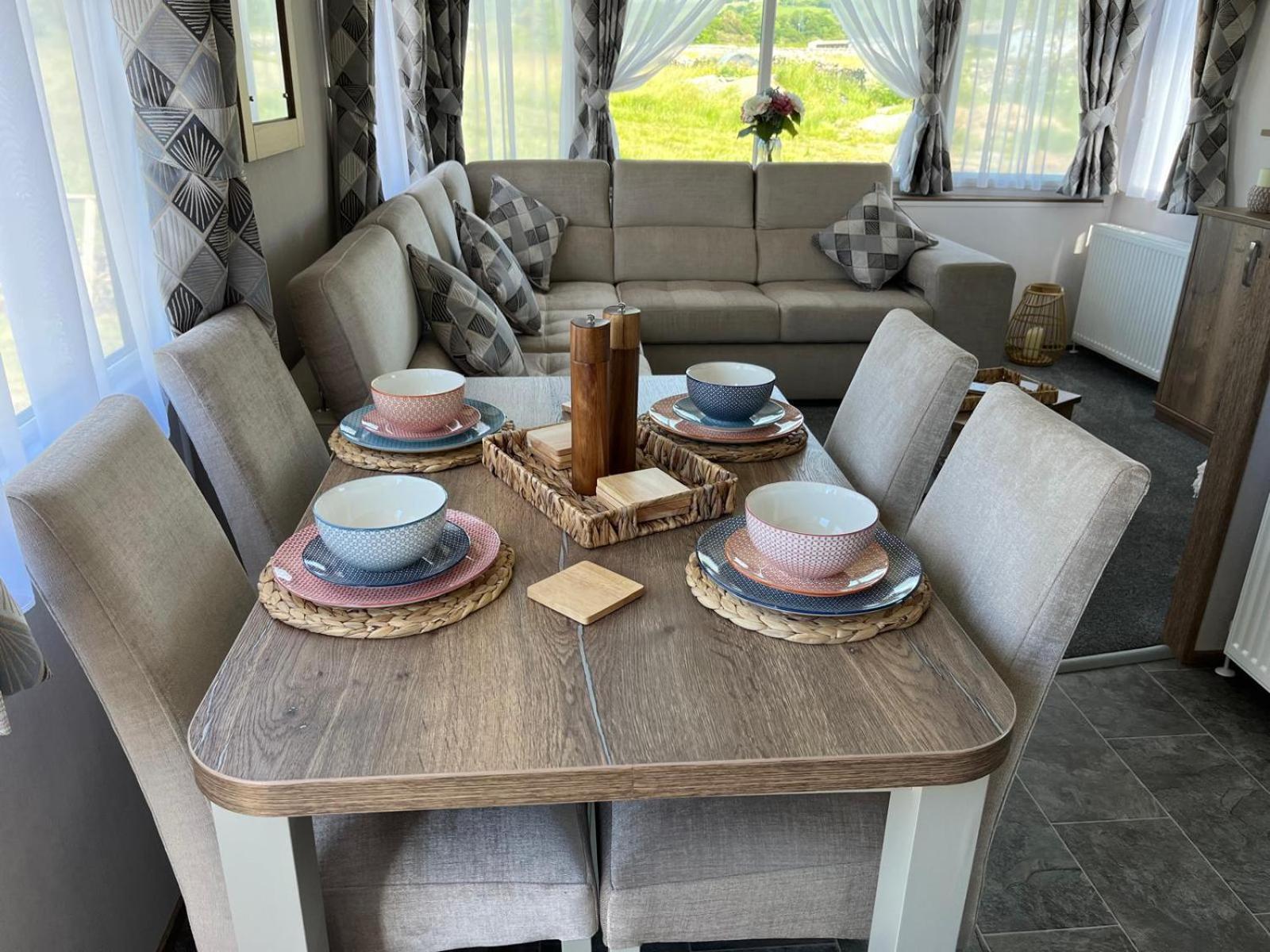 Visma Caravan Llanddwywe Kültér fotó