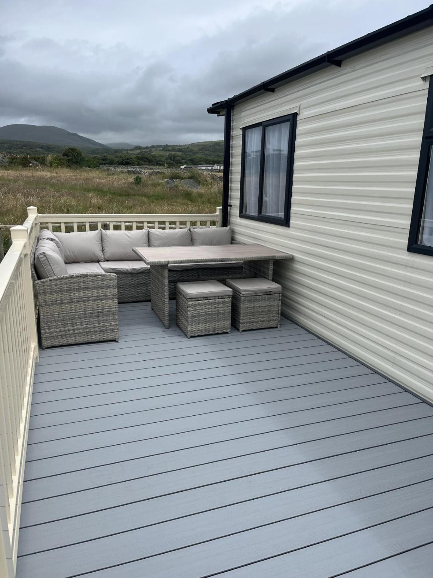 Visma Caravan Llanddwywe Kültér fotó